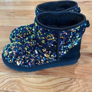 UGG Classic Black Mini Stellar Sequin  Boots, Size 7 EXCELLENT CONDITION
